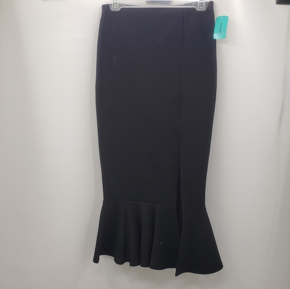NWT PENCIL SKIRT SIDE SLIT AND RUFFLE BOTTOM